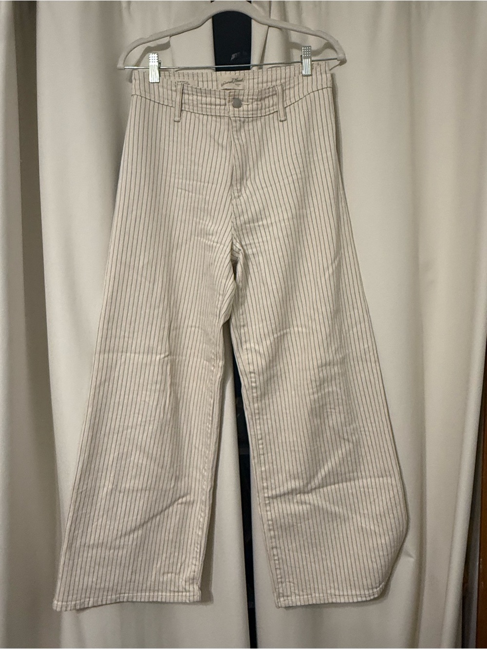 Universal Thread High-Rise Sailor Wide Leg Ankle Jeans in Cream Stripe Size 28